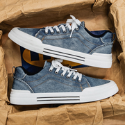 Chaussures en denim