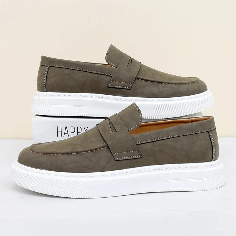 Chaussures slip-on chics en cuir