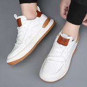 Chaussures en cuir a semelle haute