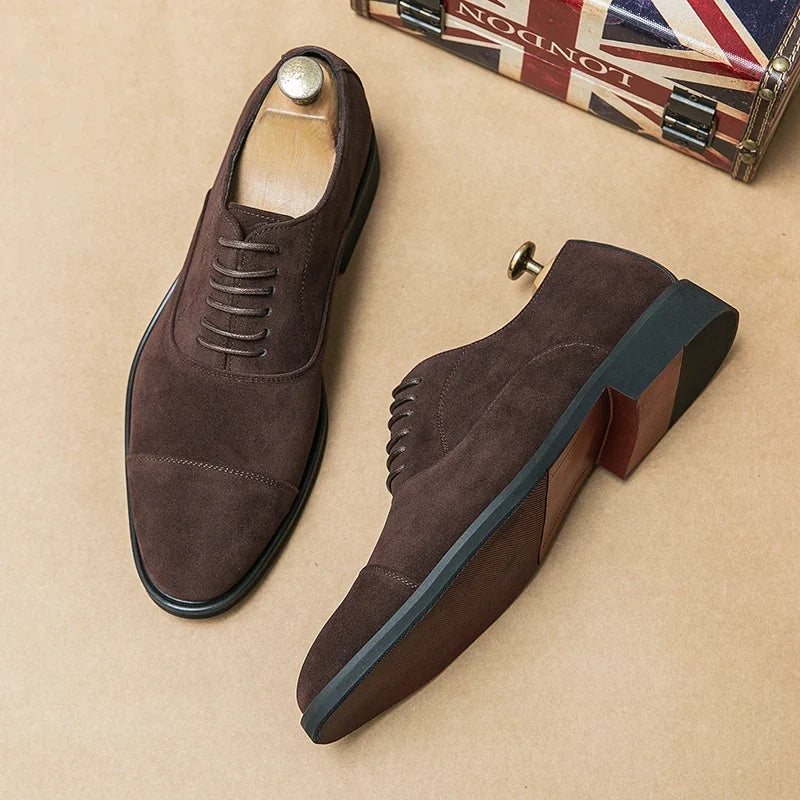 Chaussures italiennes chics en daim
