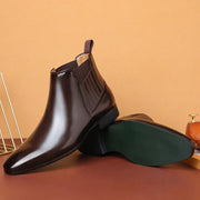 Bottes chics en cuir