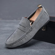 Mocassins legers en daim pour homme