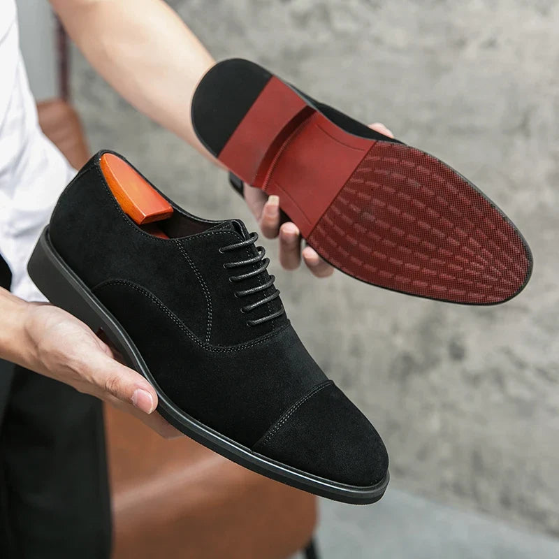 Chaussures chics en daim