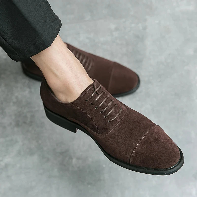 Chaussures chics en daim
