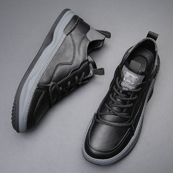 Chaussures en cuir a semelle haute