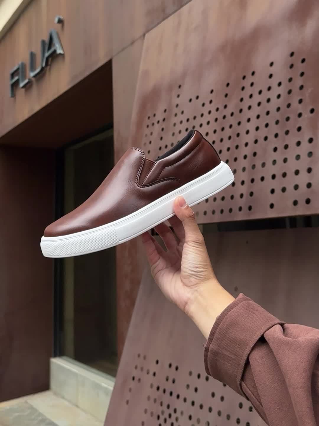 Chaussures slip-on casual en cuir