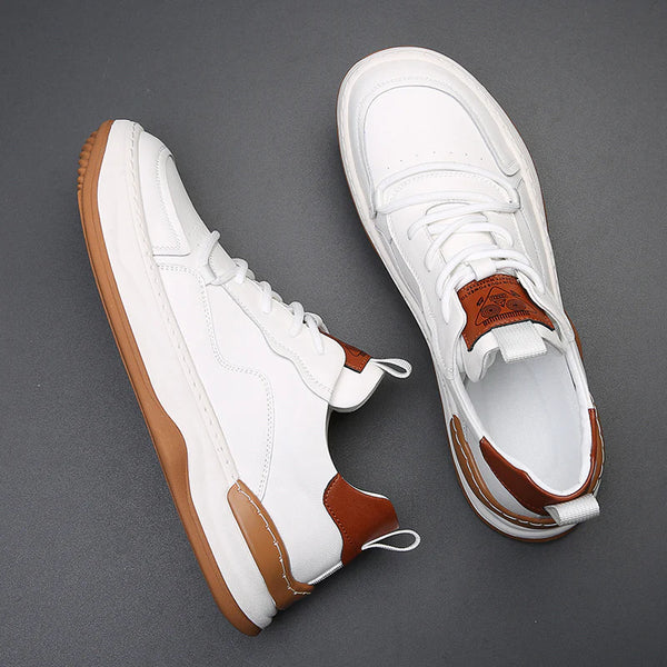 Chaussures en cuir a semelle haute